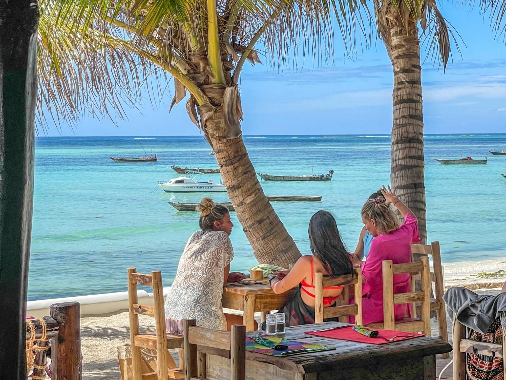 Kibanda Lodge Nungwi Bagian luar foto